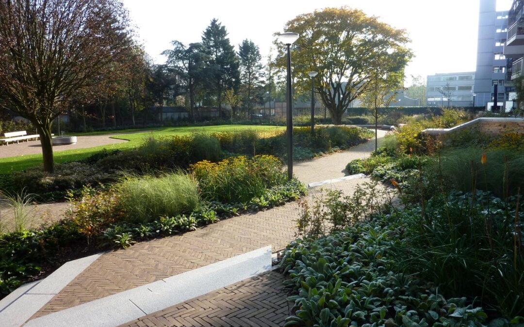 Veel meer groen en zo weinig mogelijk verharding, aldus deze steenfabrikant